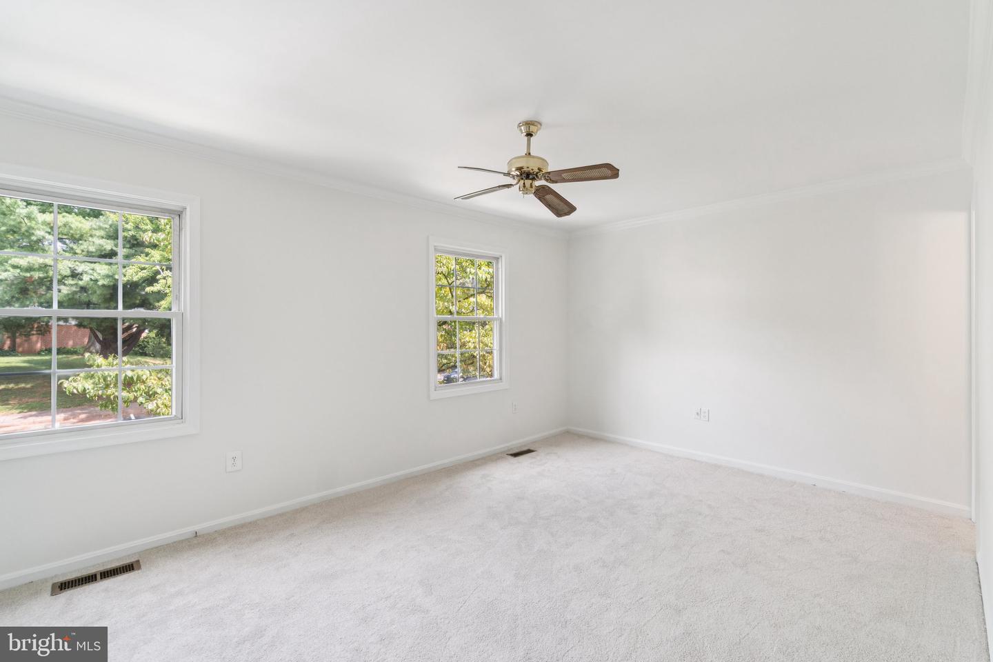4906 VAN WALBEEK PL, ANNANDALE, Virginia 22003, 3 Bedrooms Bedrooms, ,2 BathroomsBathrooms,Residential,For sale,4906 VAN WALBEEK PL,VAFX2261322 MLS # VAFX2261322