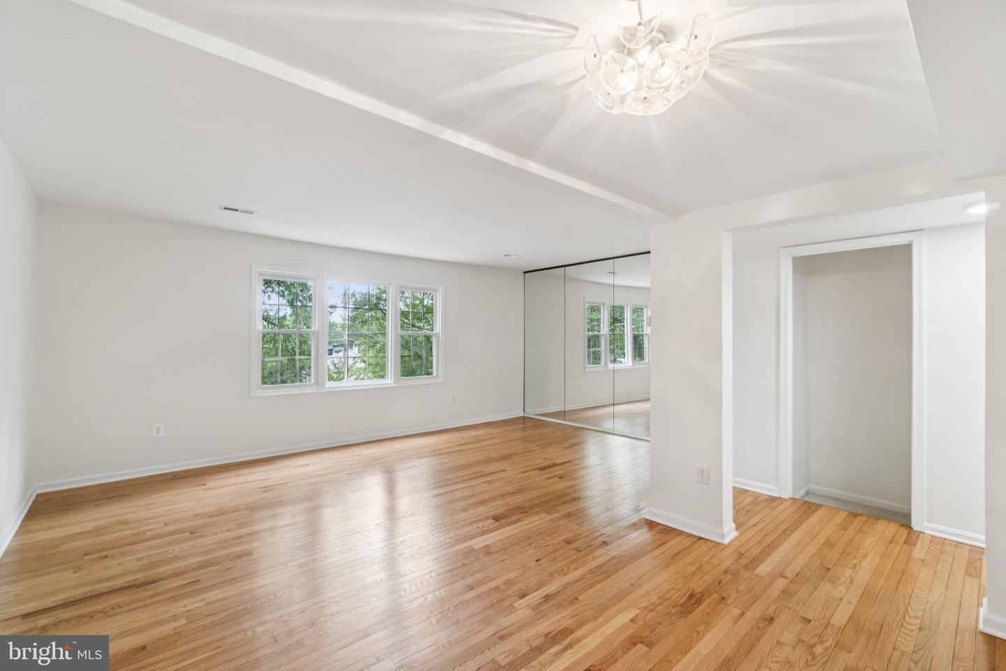 4906 VAN WALBEEK PL, ANNANDALE, Virginia 22003, 3 Bedrooms Bedrooms, ,2 BathroomsBathrooms,Residential,For sale,4906 VAN WALBEEK PL,VAFX2261322 MLS # VAFX2261322