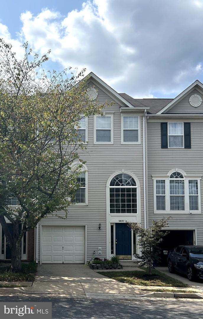 6637 RODERICK LOOP, GAINESVILLE, Virginia 20155, 3 Bedrooms Bedrooms, 12 Rooms Rooms,2 BathroomsBathrooms,Residential,For sale,6637 RODERICK LOOP,VAPW2101568 MLS # VAPW2101568