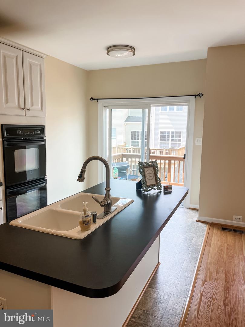 6637 RODERICK LOOP, GAINESVILLE, Virginia 20155, 3 Bedrooms Bedrooms, 12 Rooms Rooms,2 BathroomsBathrooms,Residential,For sale,6637 RODERICK LOOP,VAPW2101568 MLS # VAPW2101568