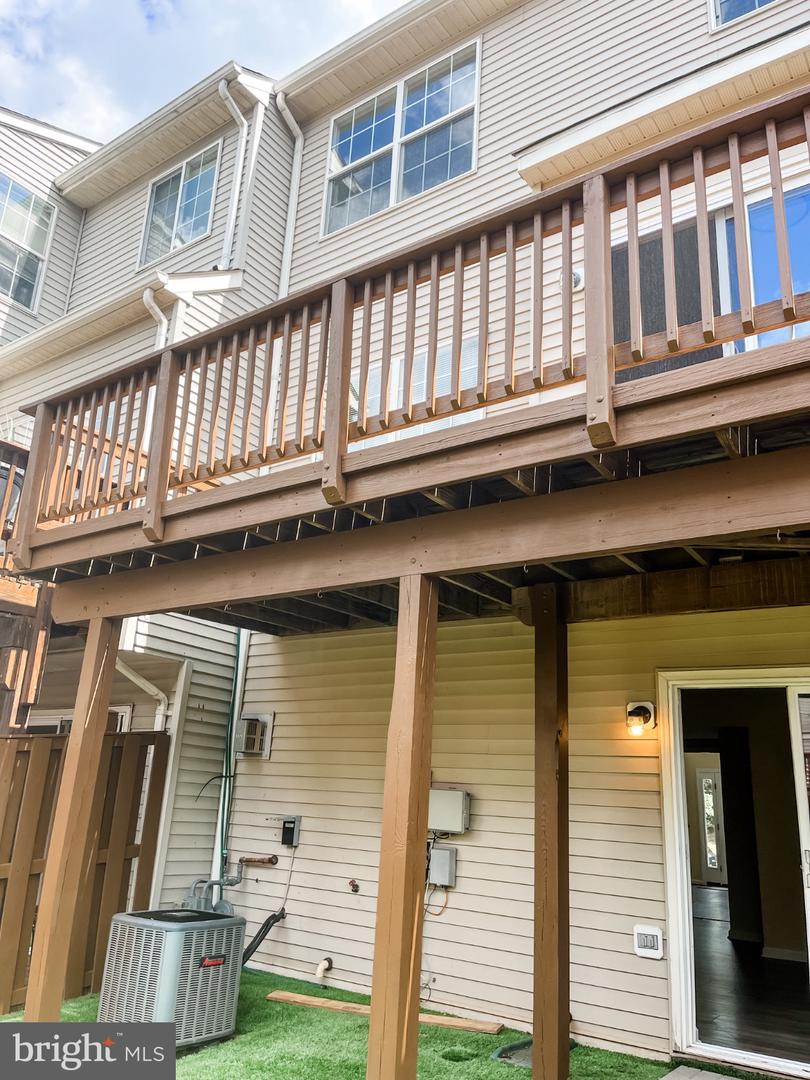 6637 RODERICK LOOP, GAINESVILLE, Virginia 20155, 3 Bedrooms Bedrooms, 12 Rooms Rooms,2 BathroomsBathrooms,Residential,For sale,6637 RODERICK LOOP,VAPW2101568 MLS # VAPW2101568
