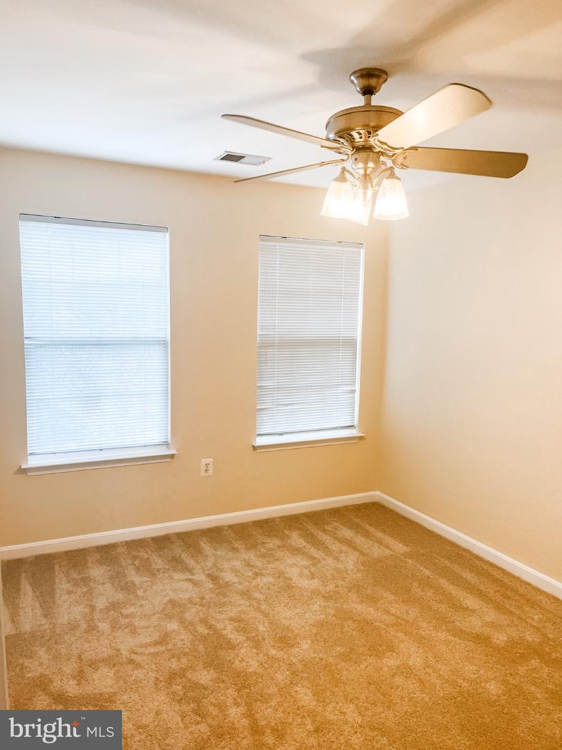 6637 RODERICK LOOP, GAINESVILLE, Virginia 20155, 3 Bedrooms Bedrooms, 12 Rooms Rooms,2 BathroomsBathrooms,Residential,For sale,6637 RODERICK LOOP,VAPW2101568 MLS # VAPW2101568
