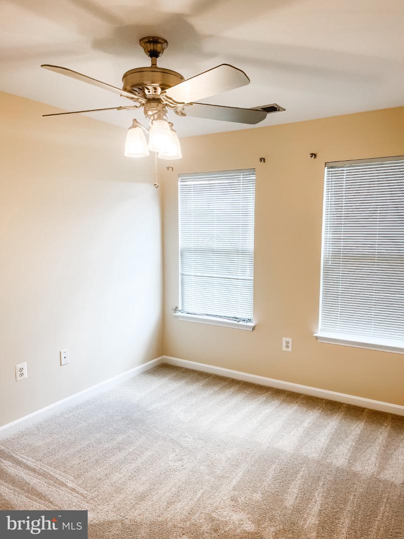 6637 RODERICK LOOP, GAINESVILLE, Virginia 20155, 3 Bedrooms Bedrooms, 12 Rooms Rooms,2 BathroomsBathrooms,Residential,For sale,6637 RODERICK LOOP,VAPW2101568 MLS # VAPW2101568