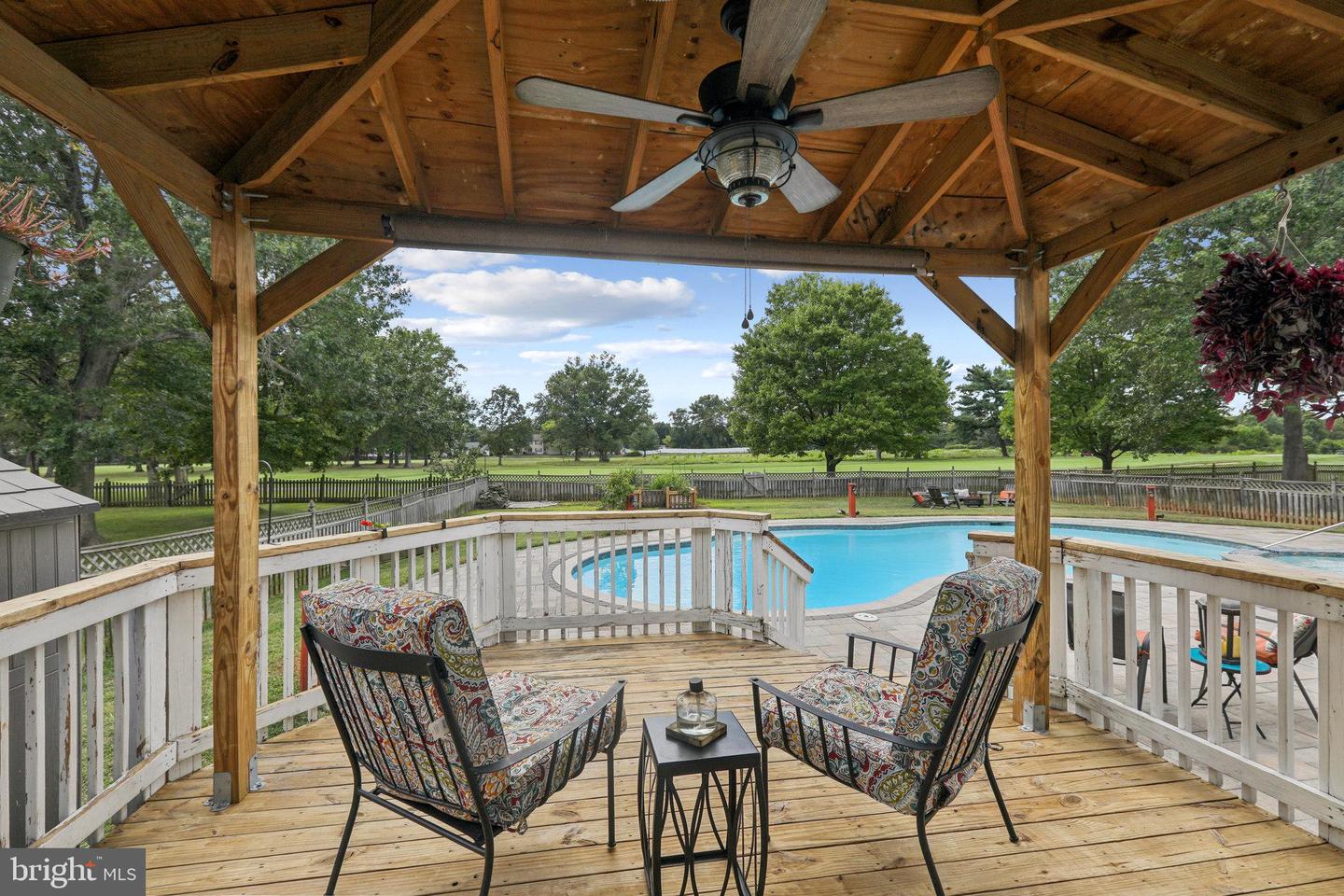 5610 ROWENA DR, CENTREVILLE, Virginia 20120, 5 Bedrooms Bedrooms, ,3 BathroomsBathrooms,Residential,For sale,5610 ROWENA DR,VAFX2262026 MLS # VAFX2262026