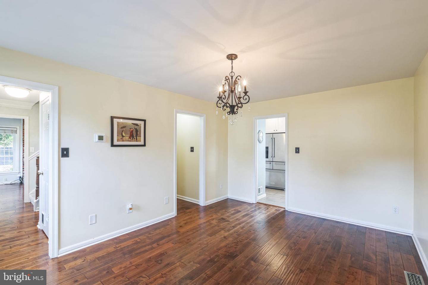 5610 ROWENA DR, CENTREVILLE, Virginia 20120, 5 Bedrooms Bedrooms, ,3 BathroomsBathrooms,Residential,For sale,5610 ROWENA DR,VAFX2262026 MLS # VAFX2262026