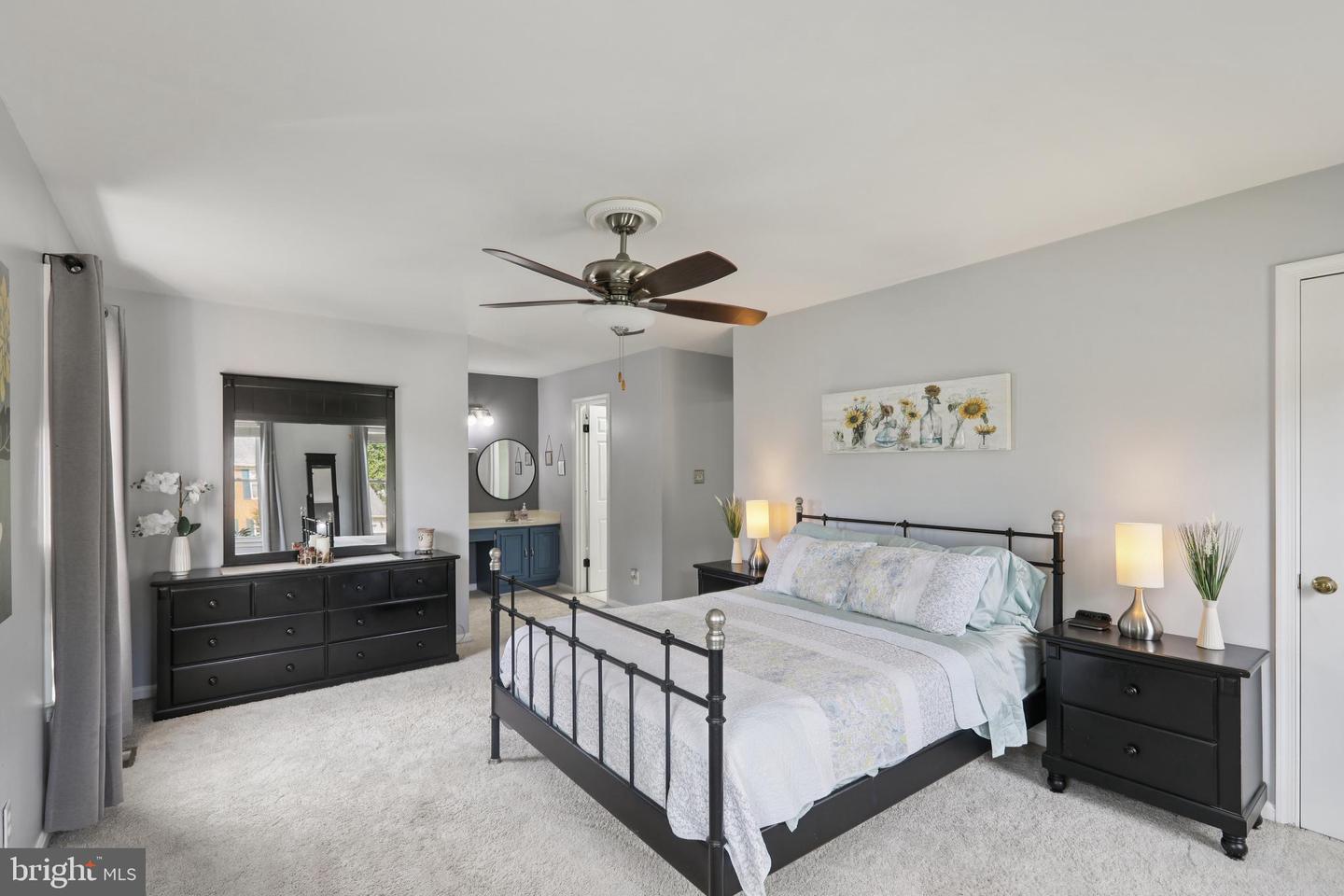 5610 ROWENA DR, CENTREVILLE, Virginia 20120, 5 Bedrooms Bedrooms, ,3 BathroomsBathrooms,Residential,For sale,5610 ROWENA DR,VAFX2262026 MLS # VAFX2262026