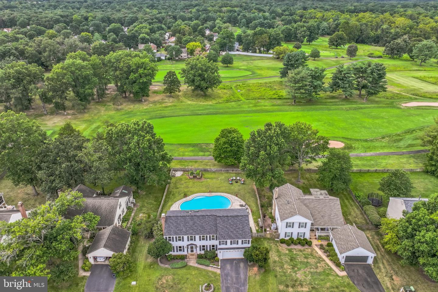 5610 ROWENA DR, CENTREVILLE, Virginia 20120, 5 Bedrooms Bedrooms, ,3 BathroomsBathrooms,Residential,For sale,5610 ROWENA DR,VAFX2262026 MLS # VAFX2262026