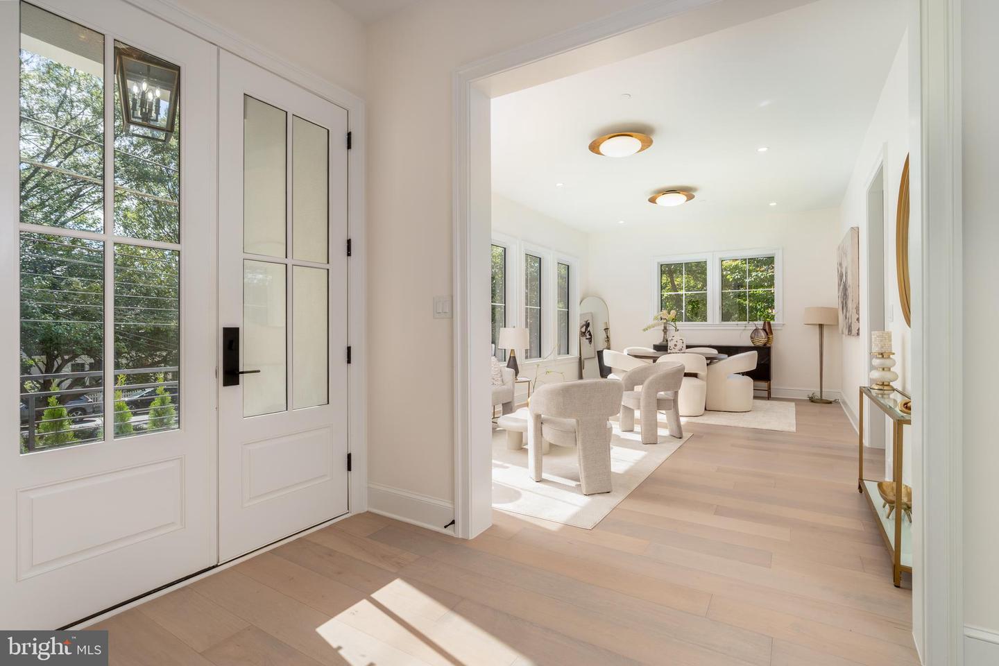 5631 MACARTHUR BLVD NW, WASHINGTON, District Of Columbia 20016, 6 Bedrooms Bedrooms, ,6 BathroomsBathrooms,Residential,For sale,5631 MACARTHUR BLVD NW,DCDC2215732 MLS # DCDC2215732
