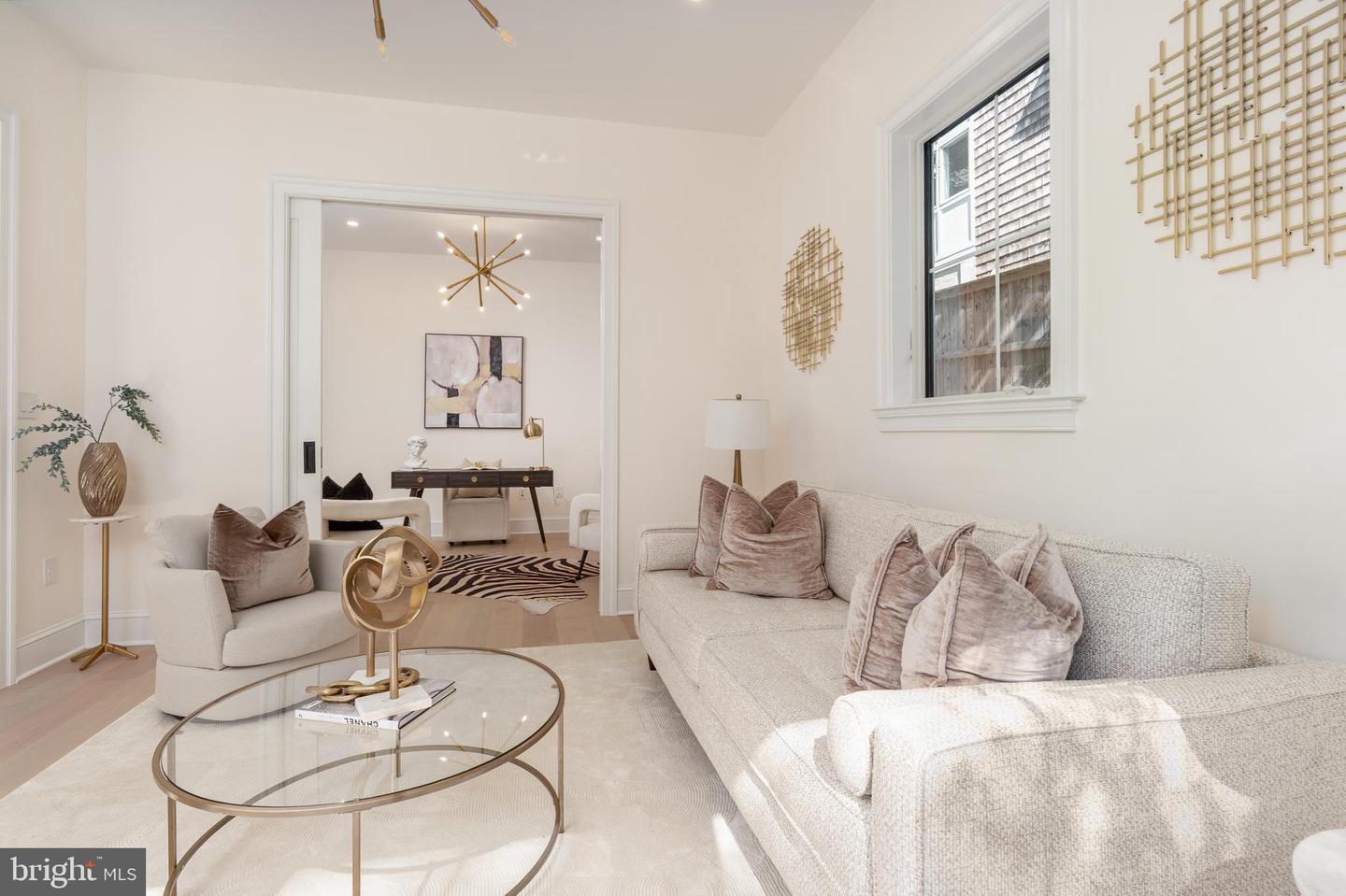 5631 MACARTHUR BLVD NW, WASHINGTON, District Of Columbia 20016, 6 Bedrooms Bedrooms, ,6 BathroomsBathrooms,Residential,For sale,5631 MACARTHUR BLVD NW,DCDC2215732 MLS # DCDC2215732