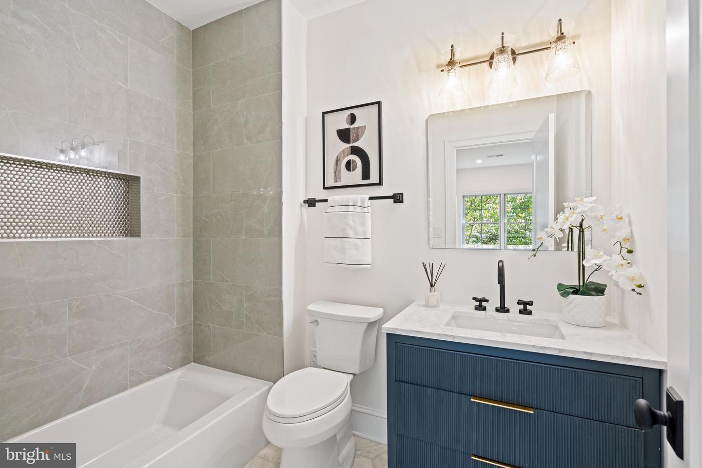 5631 MACARTHUR BLVD NW, WASHINGTON, District Of Columbia 20016, 6 Bedrooms Bedrooms, ,6 BathroomsBathrooms,Residential,For sale,5631 MACARTHUR BLVD NW,DCDC2215732 MLS # DCDC2215732