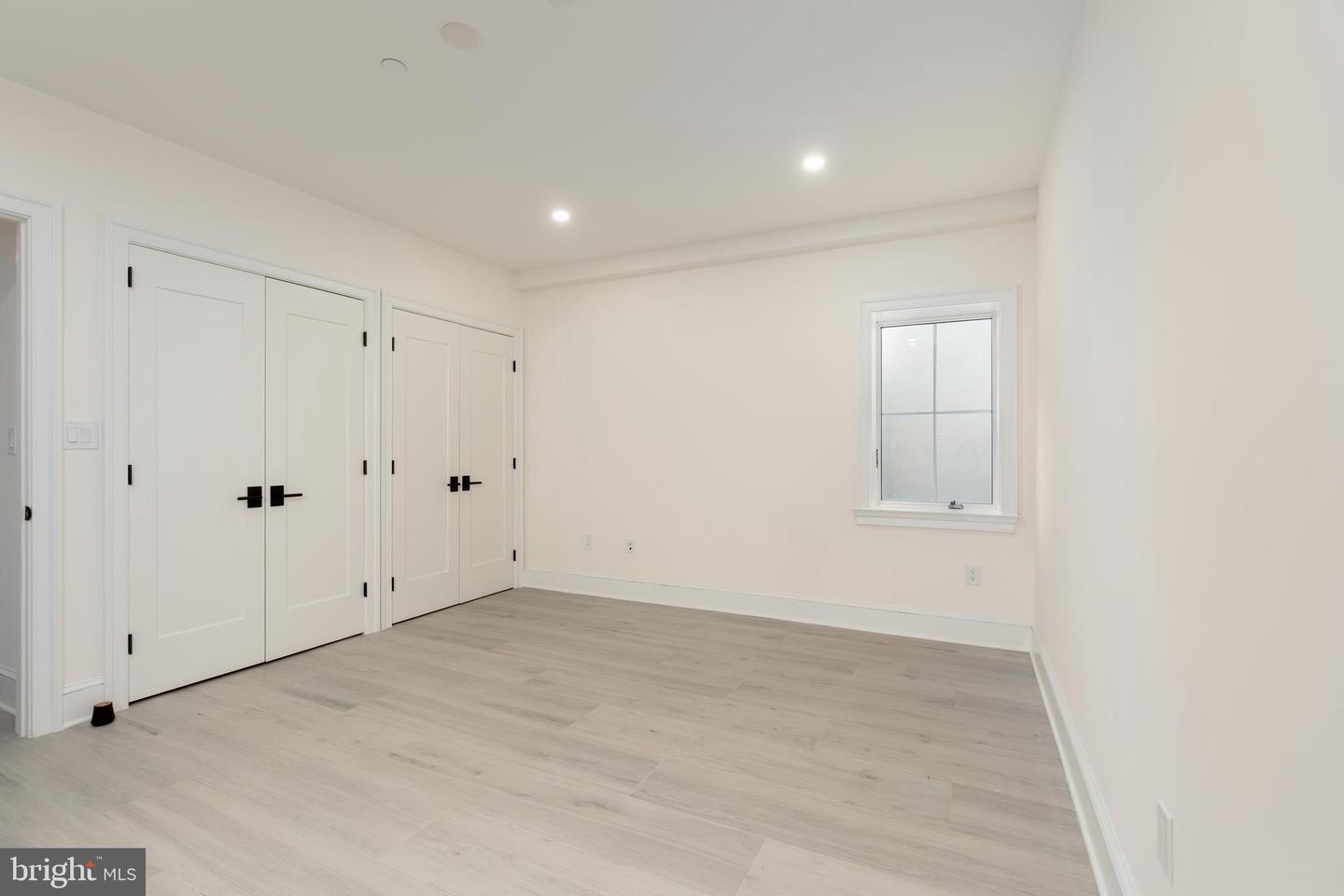 5631 MACARTHUR BLVD NW, WASHINGTON, District Of Columbia 20016, 6 Bedrooms Bedrooms, ,6 BathroomsBathrooms,Residential,For sale,5631 MACARTHUR BLVD NW,DCDC2215732 MLS # DCDC2215732