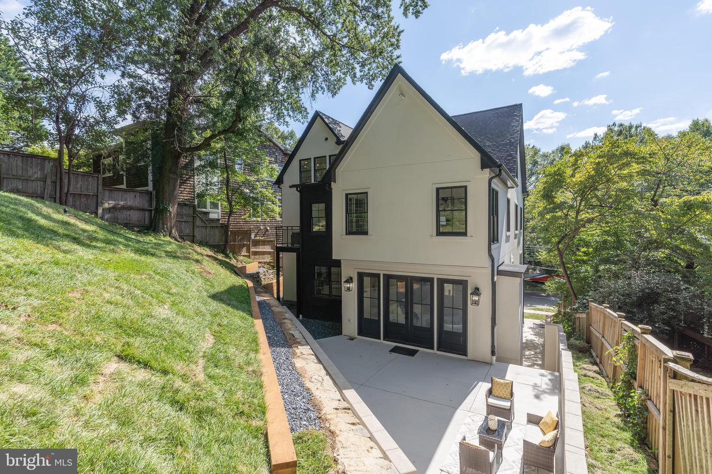 5631 MACARTHUR BLVD NW, WASHINGTON, District Of Columbia 20016, 6 Bedrooms Bedrooms, ,6 BathroomsBathrooms,Residential,For sale,5631 MACARTHUR BLVD NW,DCDC2215732 MLS # DCDC2215732