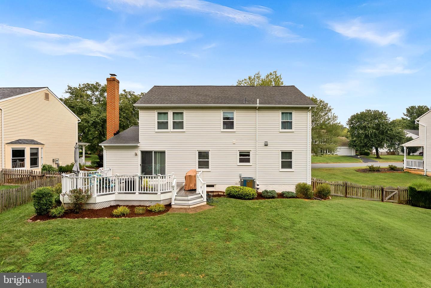 20049 GREAT FALLS FOREST DR, GREAT FALLS, Virginia 22066, 4 Bedrooms Bedrooms, ,2 BathroomsBathrooms,Residential,For sale,20049 GREAT FALLS FOREST DR,VALO2104876 MLS # VALO2104876