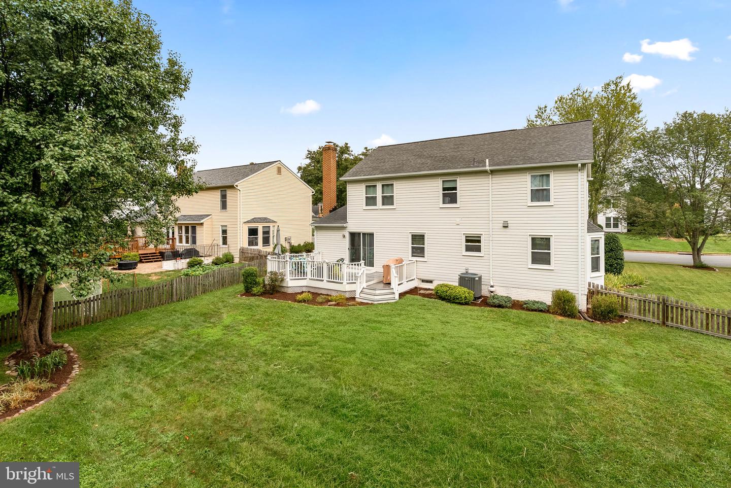 20049 GREAT FALLS FOREST DR, GREAT FALLS, Virginia 22066, 4 Bedrooms Bedrooms, ,2 BathroomsBathrooms,Residential,For sale,20049 GREAT FALLS FOREST DR,VALO2104876 MLS # VALO2104876