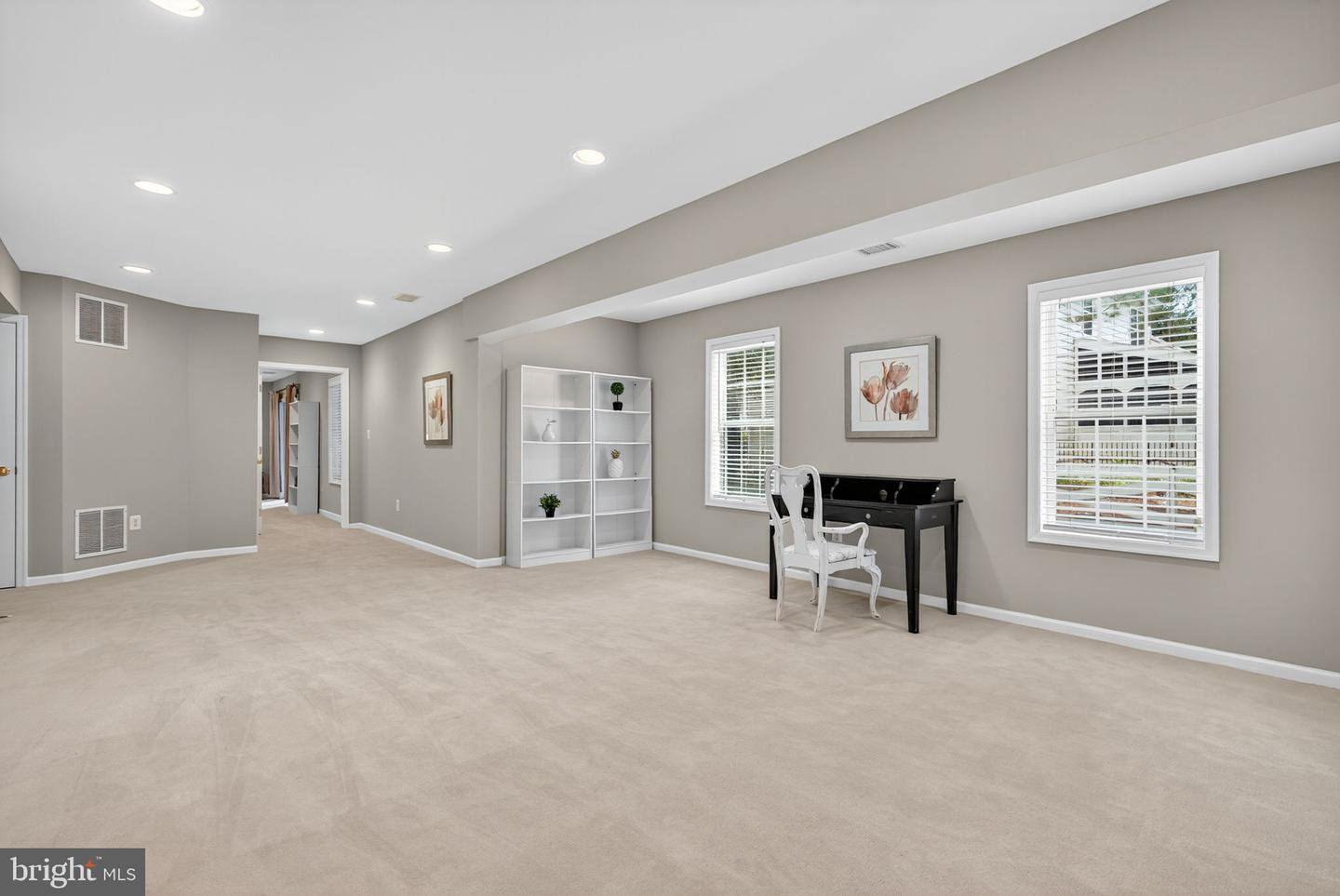 297 WHITEHORSE CT SW, LEESBURG, Virginia 20175, 5 Bedrooms Bedrooms, ,3 BathroomsBathrooms,Residential,For sale,297 WHITEHORSE CT SW,VALO2104934 MLS # VALO2104934