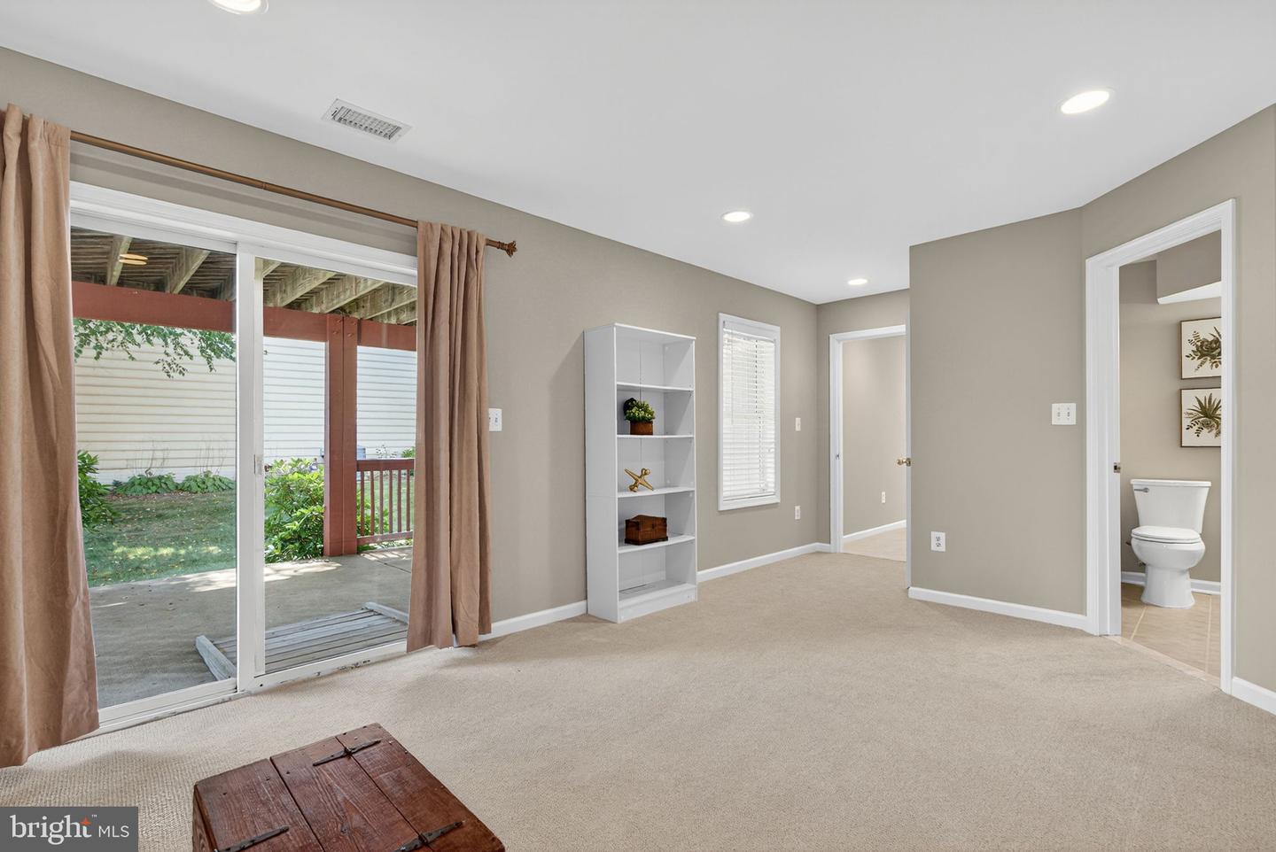 297 WHITEHORSE CT SW, LEESBURG, Virginia 20175, 5 Bedrooms Bedrooms, ,3 BathroomsBathrooms,Residential,For sale,297 WHITEHORSE CT SW,VALO2104934 MLS # VALO2104934