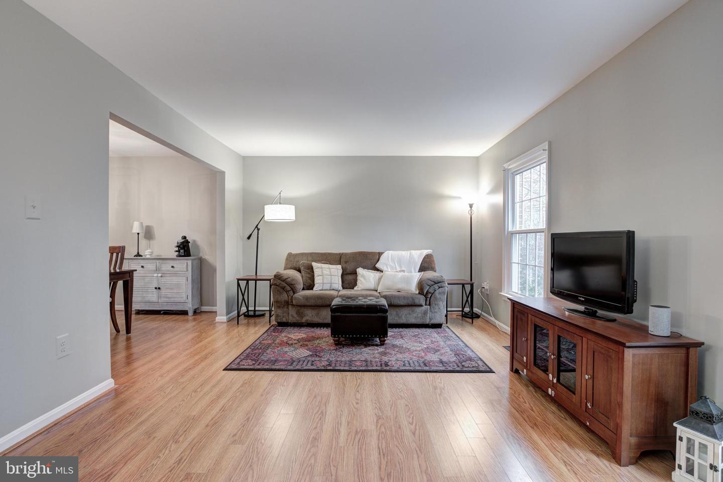 7948 BETHELEN WOODS LN, SPRINGFIELD, Virginia 22153, 3 Bedrooms Bedrooms, ,2 BathroomsBathrooms,Residential,For sale,7948 BETHELEN WOODS LN,VAFX2262446 MLS # VAFX2262446