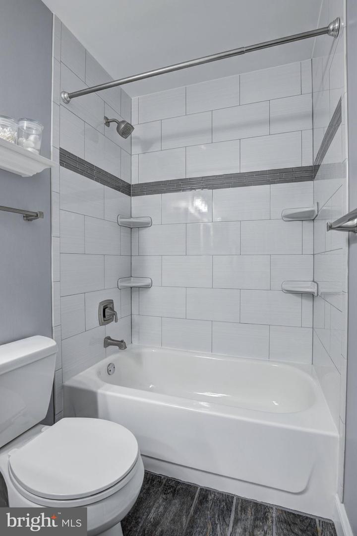 7948 BETHELEN WOODS LN, SPRINGFIELD, Virginia 22153, 3 Bedrooms Bedrooms, ,2 BathroomsBathrooms,Residential,For sale,7948 BETHELEN WOODS LN,VAFX2262446 MLS # VAFX2262446