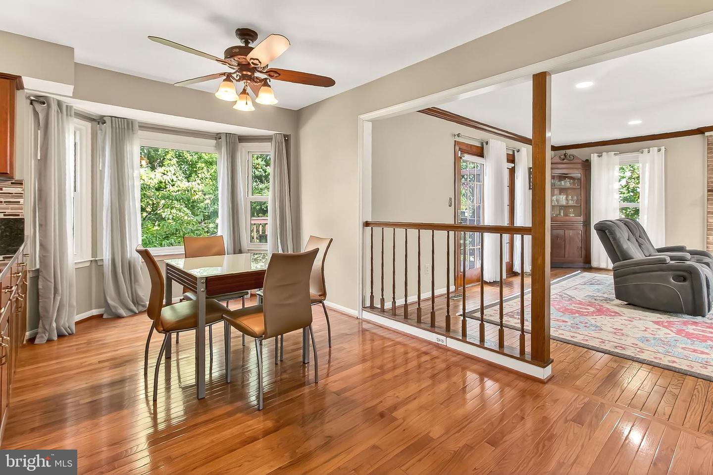 406 WOODGROVE CT, HERNDON, Virginia 20170, 5 Bedrooms Bedrooms, ,4 BathroomsBathrooms,Residential,For sale,406 WOODGROVE CT,VAFX2262652 MLS # VAFX2262652