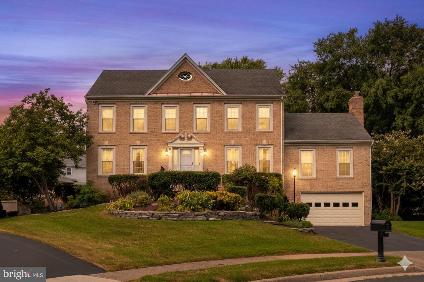 406 WOODGROVE CT, HERNDON, Virginia 20170, 5 Bedrooms Bedrooms, ,4 BathroomsBathrooms,Residential,For sale,406 WOODGROVE CT,VAFX2262652 MLS # VAFX2262652