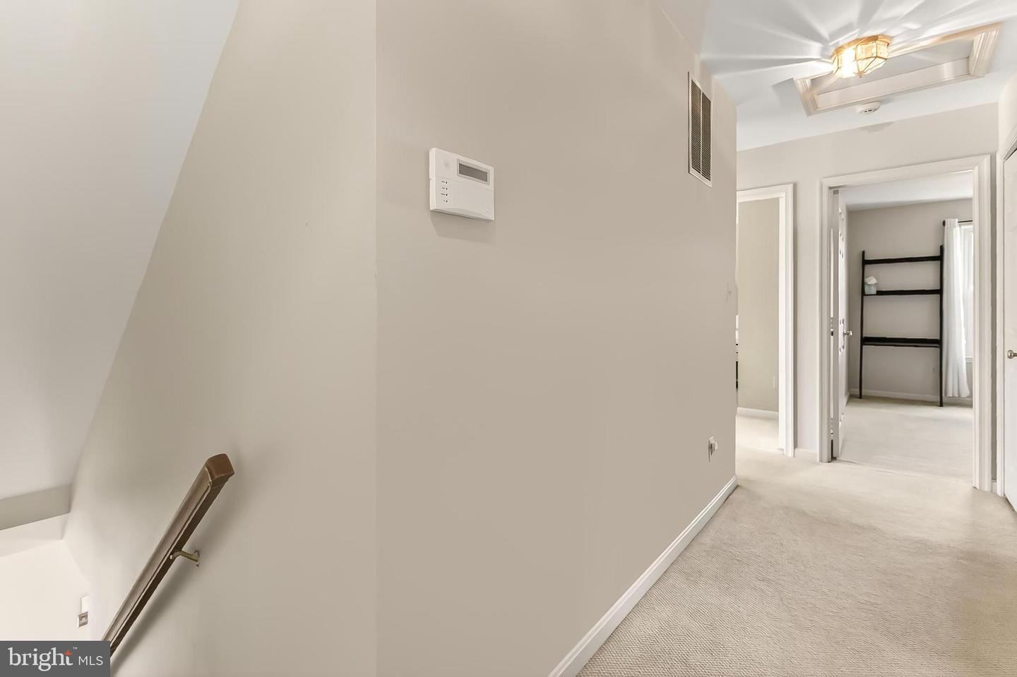 406 WOODGROVE CT, HERNDON, Virginia 20170, 5 Bedrooms Bedrooms, ,4 BathroomsBathrooms,Residential,For sale,406 WOODGROVE CT,VAFX2262652 MLS # VAFX2262652