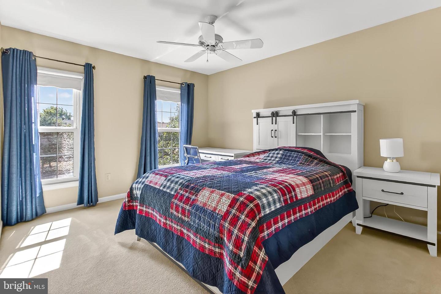 406 WOODGROVE CT, HERNDON, Virginia 20170, 5 Bedrooms Bedrooms, ,4 BathroomsBathrooms,Residential,For sale,406 WOODGROVE CT,VAFX2262652 MLS # VAFX2262652