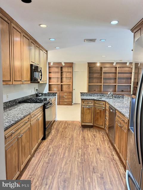 6444 EPPARD ST, FALLS CHURCH, Virginia 22042, 3 Bedrooms Bedrooms, ,3 BathroomsBathrooms,Residential,For sale,6444 EPPARD ST,VAFX2262836 MLS # VAFX2262836