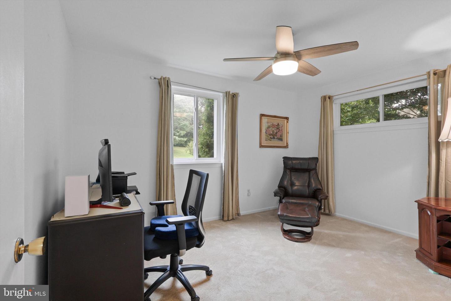 10105 COMMONWEALTH BLVD, FAIRFAX, Virginia 22032, 4 Bedrooms Bedrooms, ,2 BathroomsBathrooms,Residential,For sale,10105 COMMONWEALTH BLVD,VAFX2262848 MLS # VAFX2262848