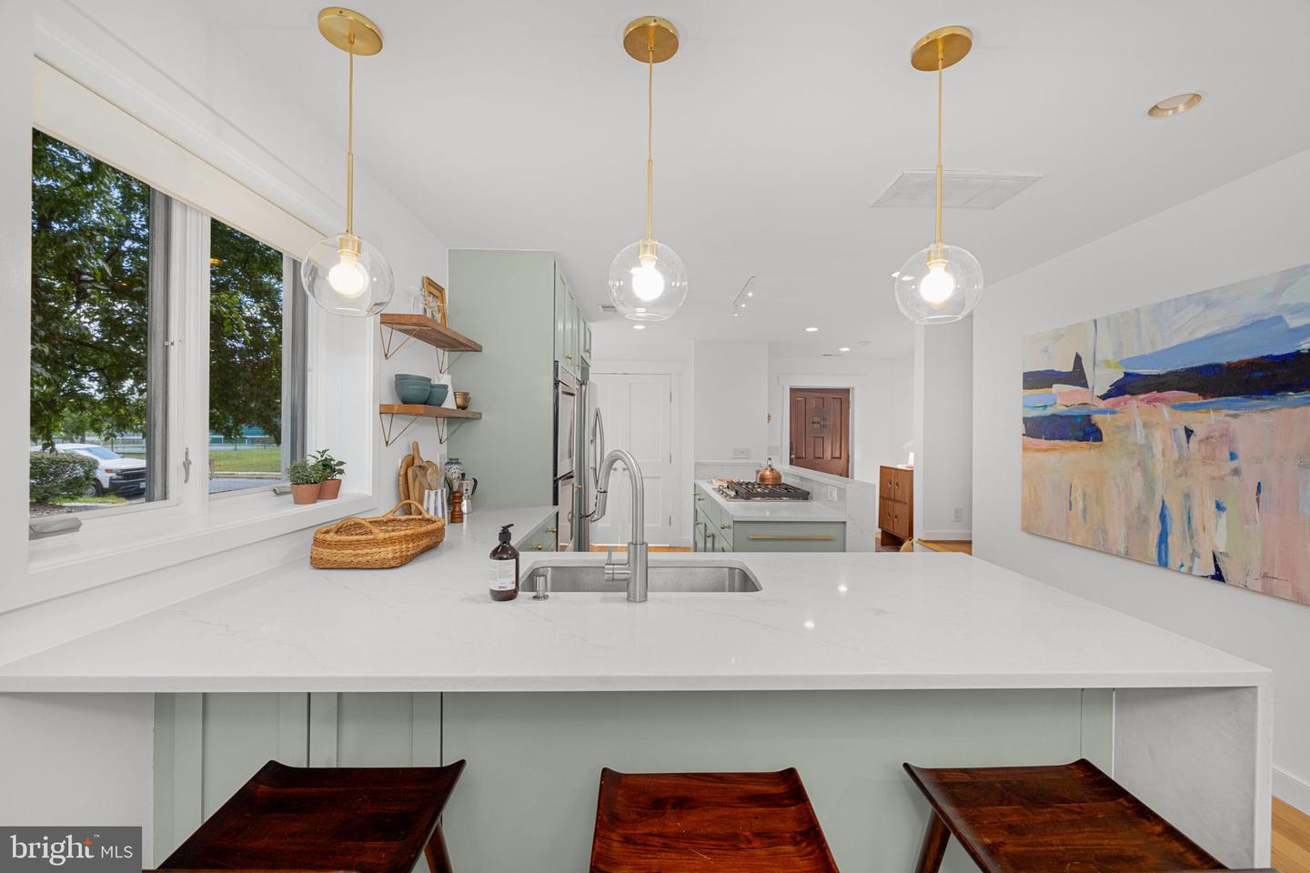 416 DUNCAN AVE, ALEXANDRIA, Virginia 22301, 3 Bedrooms Bedrooms, ,3 BathroomsBathrooms,Residential,For sale,416 DUNCAN AVE,VAAX2048902 MLS # VAAX2048902