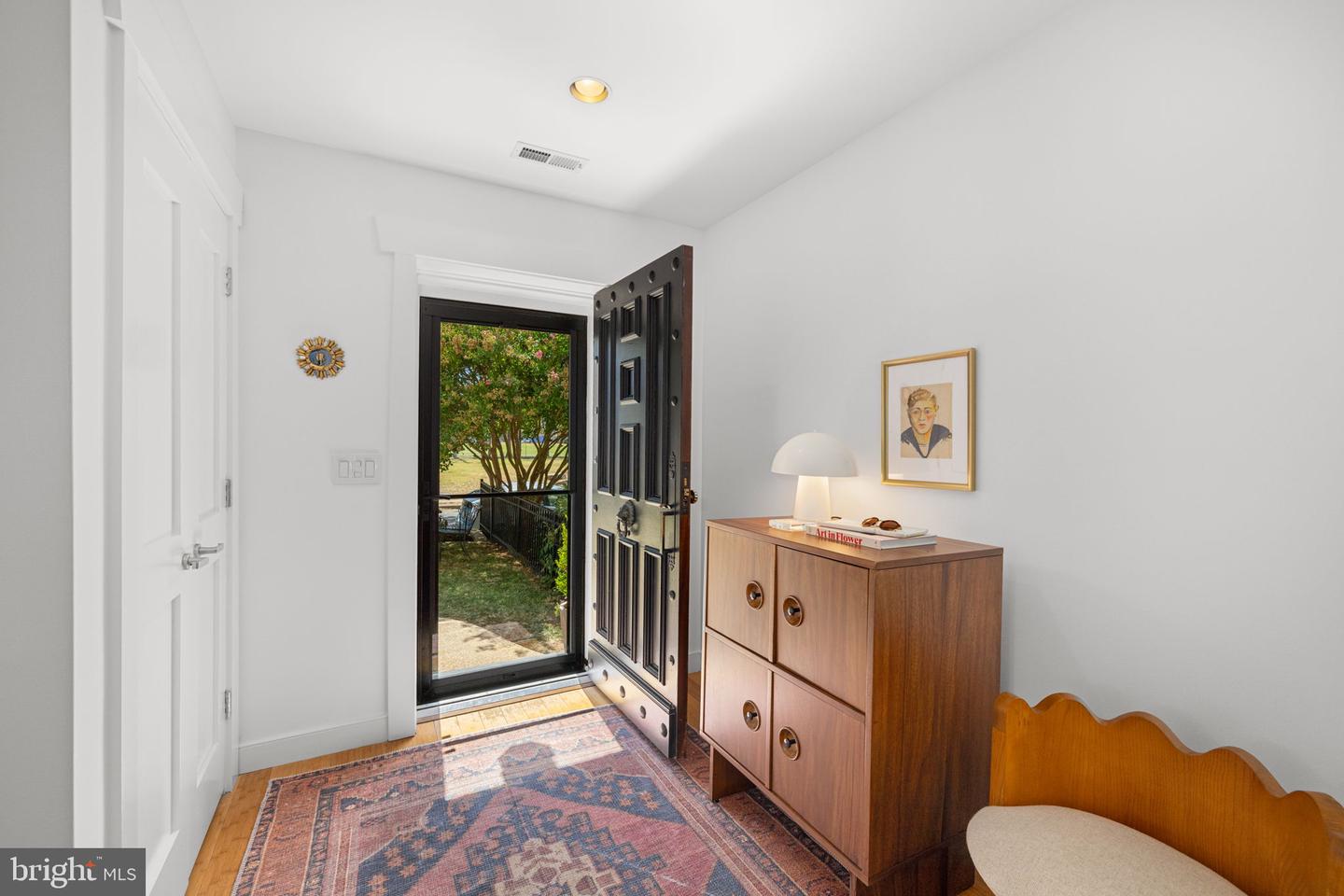 416 DUNCAN AVE, ALEXANDRIA, Virginia 22301, 3 Bedrooms Bedrooms, ,3 BathroomsBathrooms,Residential,For sale,416 DUNCAN AVE,VAAX2048902 MLS # VAAX2048902