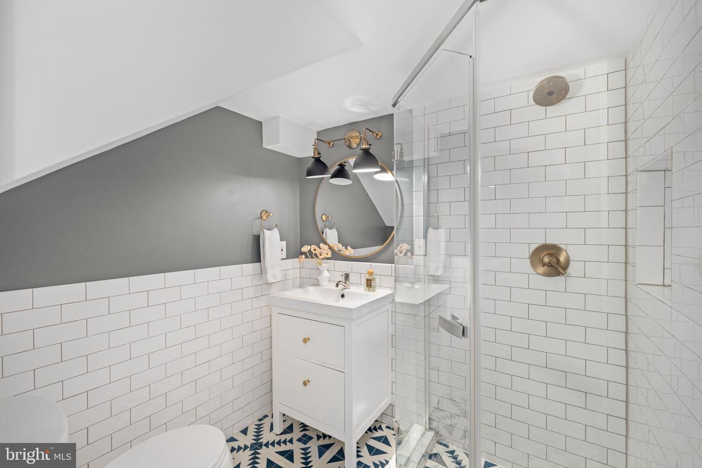 416 DUNCAN AVE, ALEXANDRIA, Virginia 22301, 3 Bedrooms Bedrooms, ,3 BathroomsBathrooms,Residential,For sale,416 DUNCAN AVE,VAAX2048902 MLS # VAAX2048902