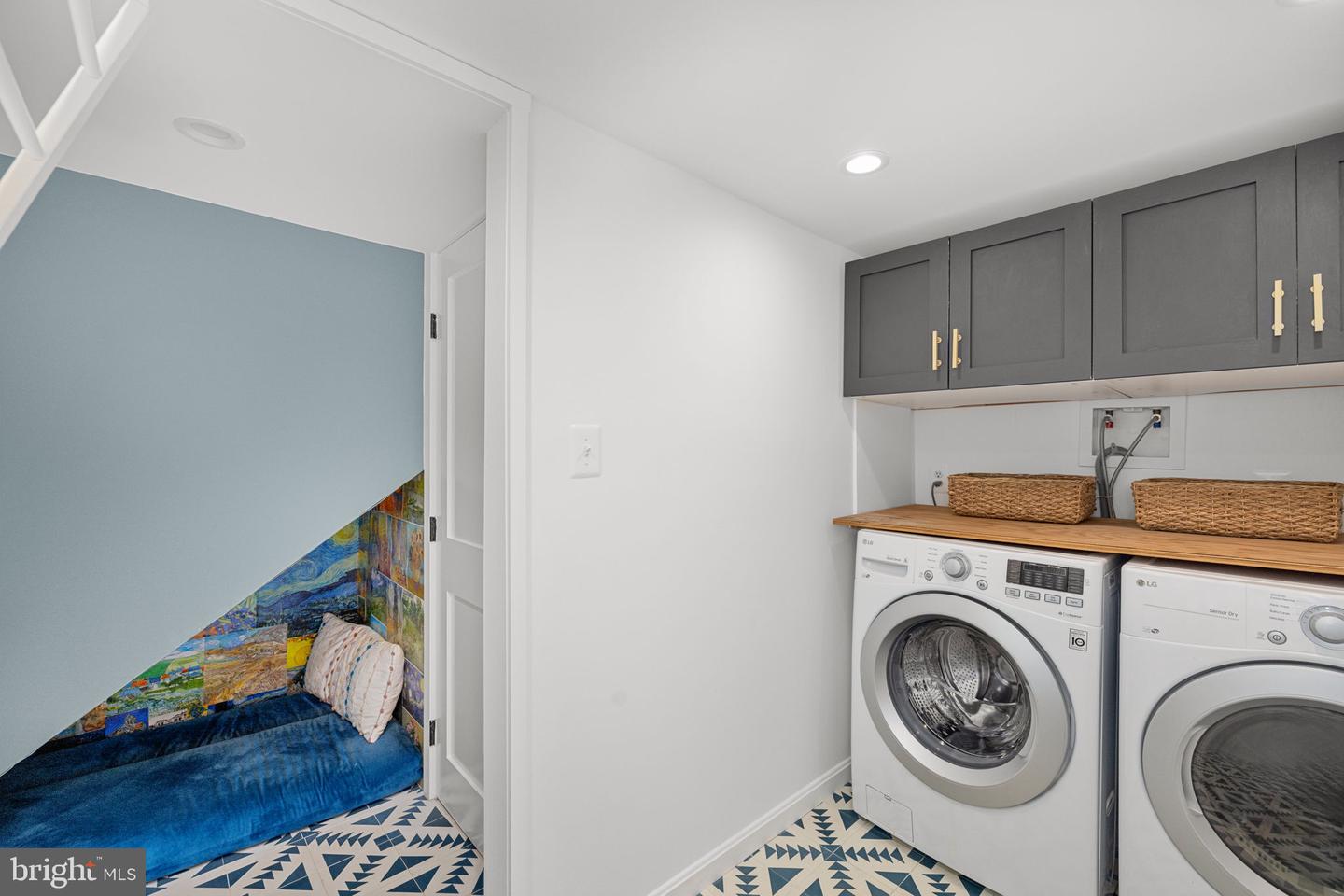 416 DUNCAN AVE, ALEXANDRIA, Virginia 22301, 3 Bedrooms Bedrooms, ,3 BathroomsBathrooms,Residential,For sale,416 DUNCAN AVE,VAAX2048902 MLS # VAAX2048902