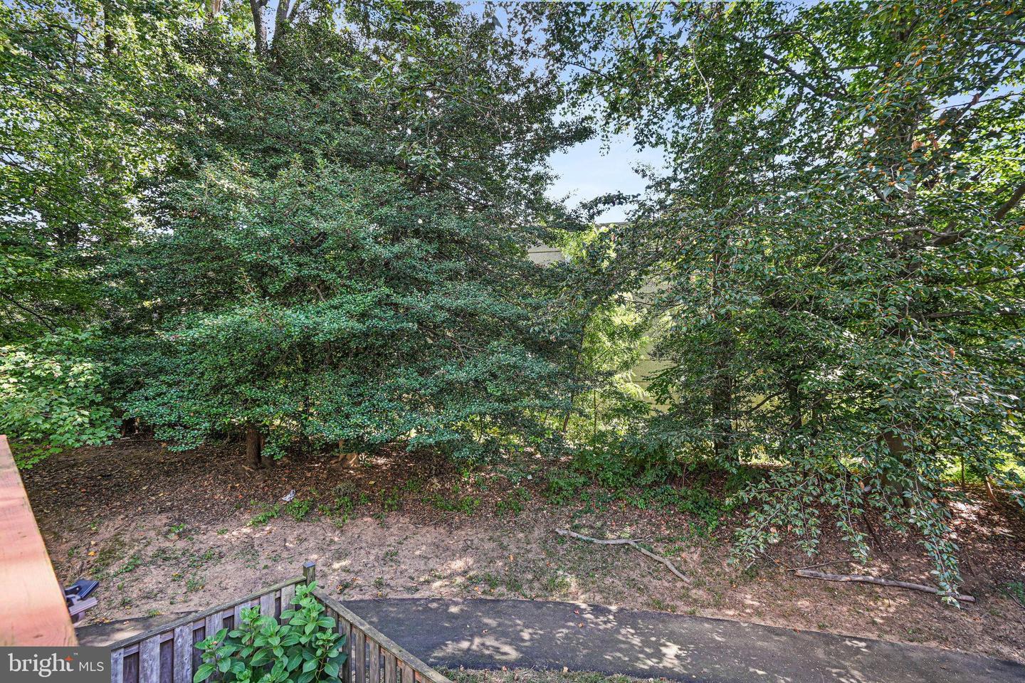 3052 SUGAR LN, VIENNA, Virginia 22181, 4 Bedrooms Bedrooms, ,3 BathroomsBathrooms,Residential,For sale,3052 SUGAR LN,VAFX2263086 MLS # VAFX2263086