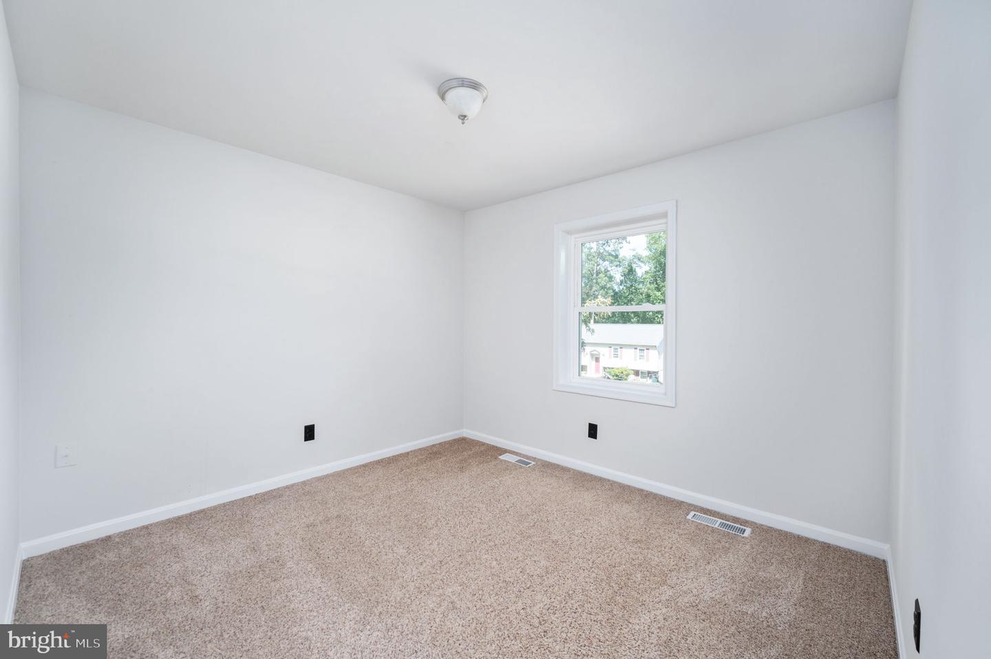 6800 ESTATE LN, FREDERICKSBURG, Virginia 22407, 4 Bedrooms Bedrooms, ,2 BathroomsBathrooms,Residential,For sale,6800 ESTATE LN,VASP2035782 MLS # VASP2035782
