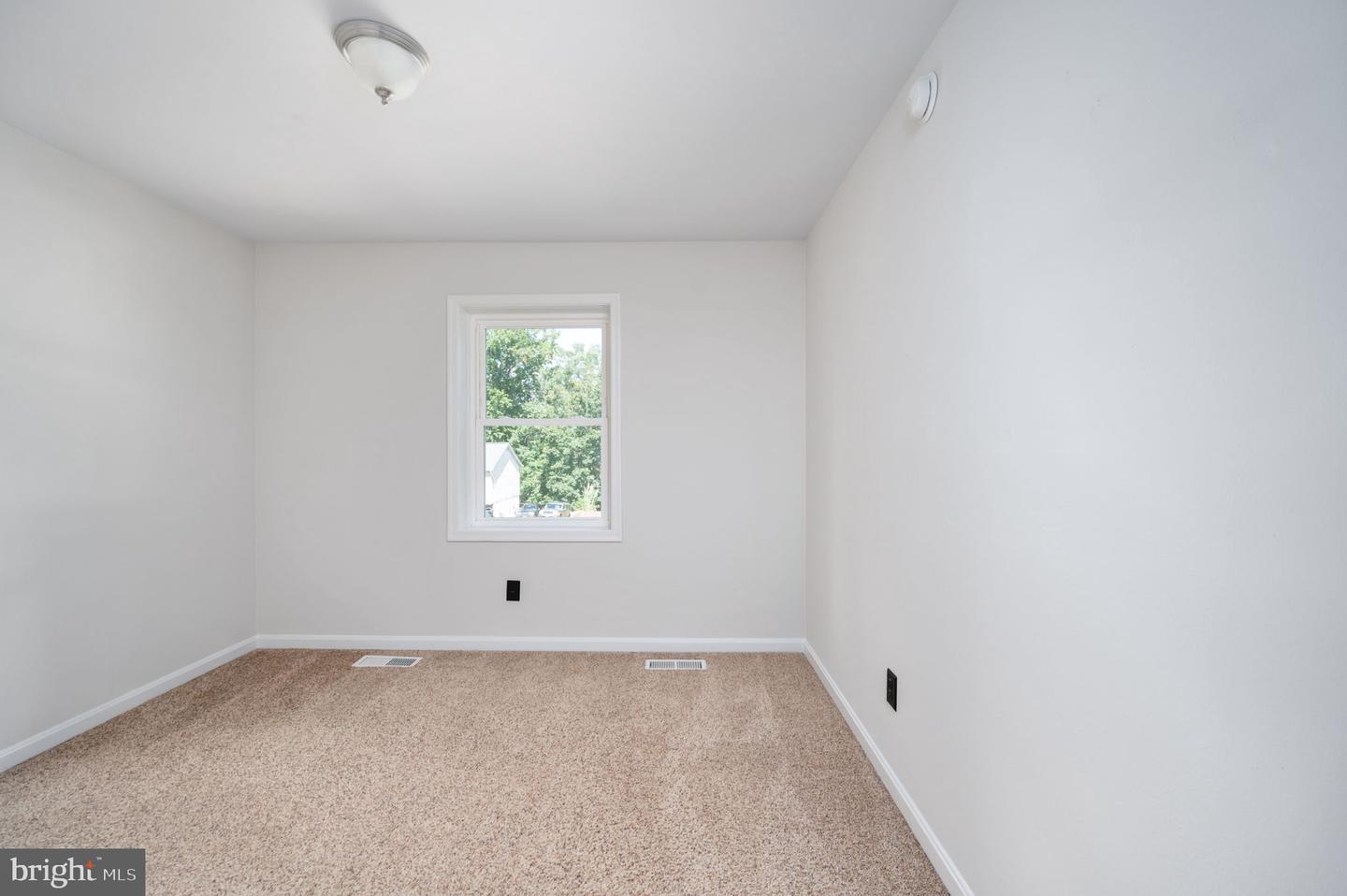 6800 ESTATE LN, FREDERICKSBURG, Virginia 22407, 4 Bedrooms Bedrooms, ,2 BathroomsBathrooms,Residential,For sale,6800 ESTATE LN,VASP2035782 MLS # VASP2035782
