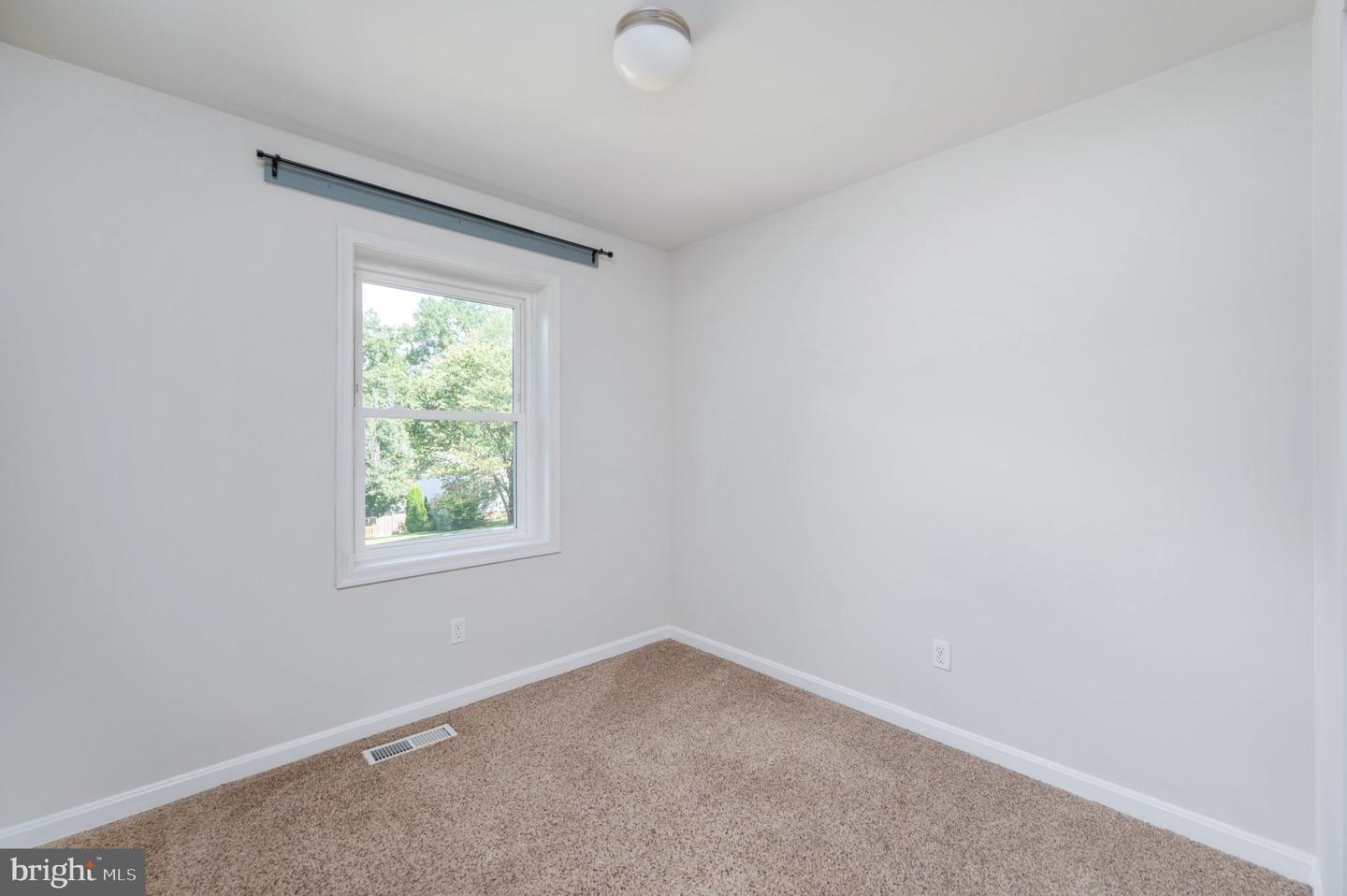 6800 ESTATE LN, FREDERICKSBURG, Virginia 22407, 4 Bedrooms Bedrooms, ,2 BathroomsBathrooms,Residential,For sale,6800 ESTATE LN,VASP2035782 MLS # VASP2035782