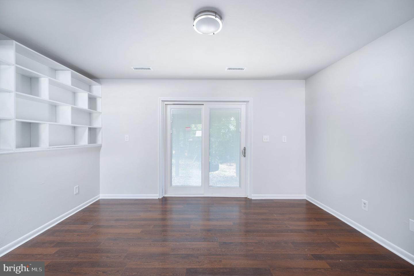 6800 ESTATE LN, FREDERICKSBURG, Virginia 22407, 4 Bedrooms Bedrooms, ,2 BathroomsBathrooms,Residential,For sale,6800 ESTATE LN,VASP2035782 MLS # VASP2035782