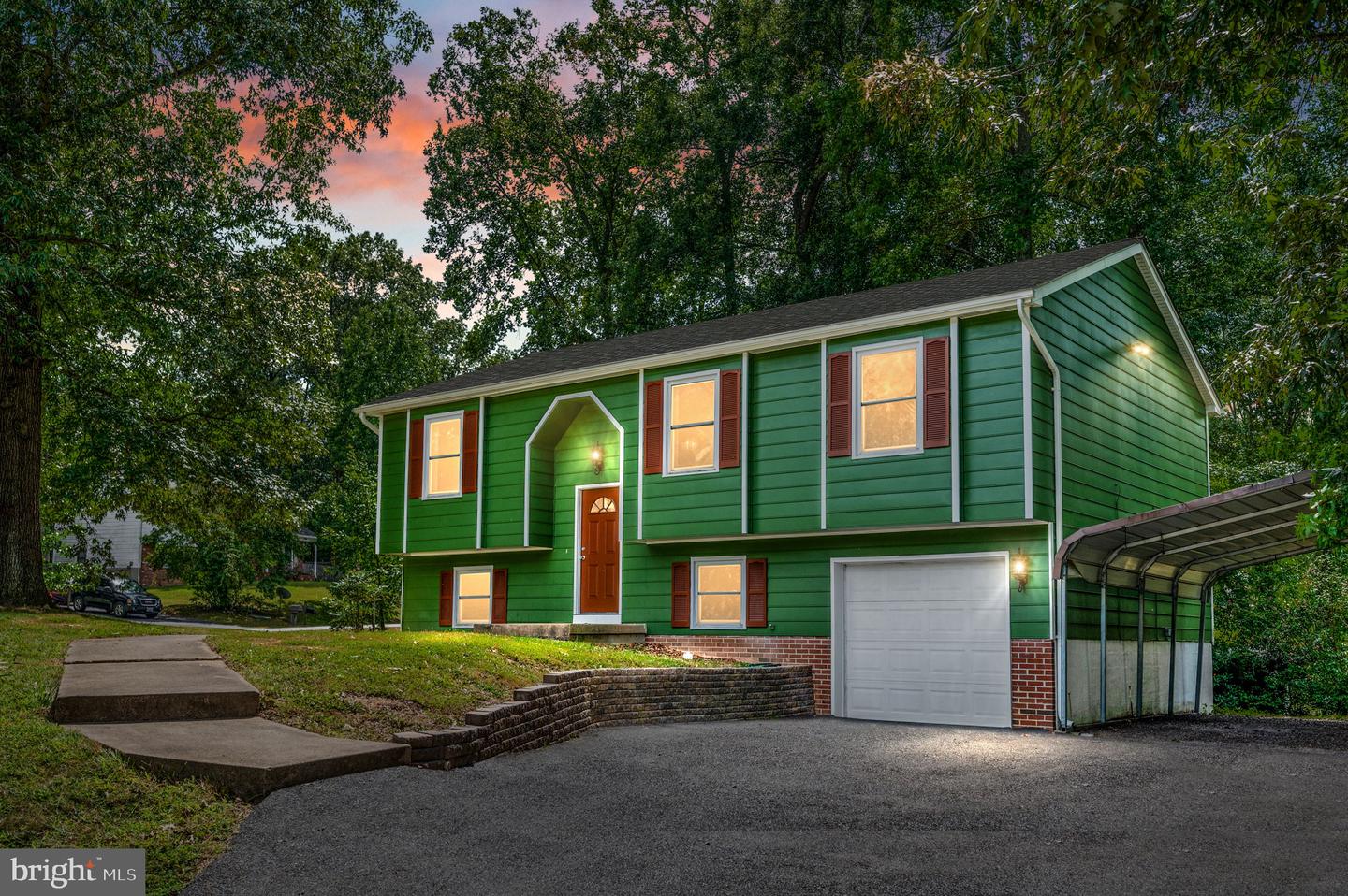 6800 ESTATE LN, FREDERICKSBURG, Virginia 22407, 4 Bedrooms Bedrooms, ,2 BathroomsBathrooms,Residential,For sale,6800 ESTATE LN,VASP2035782 MLS # VASP2035782