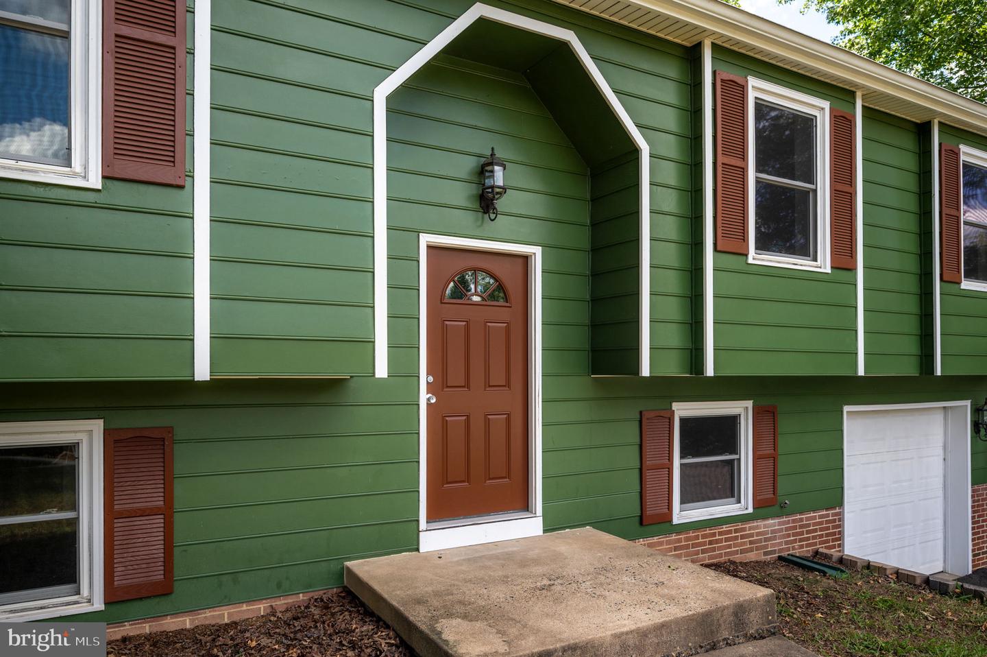 6800 ESTATE LN, FREDERICKSBURG, Virginia 22407, 4 Bedrooms Bedrooms, ,2 BathroomsBathrooms,Residential,For sale,6800 ESTATE LN,VASP2035782 MLS # VASP2035782