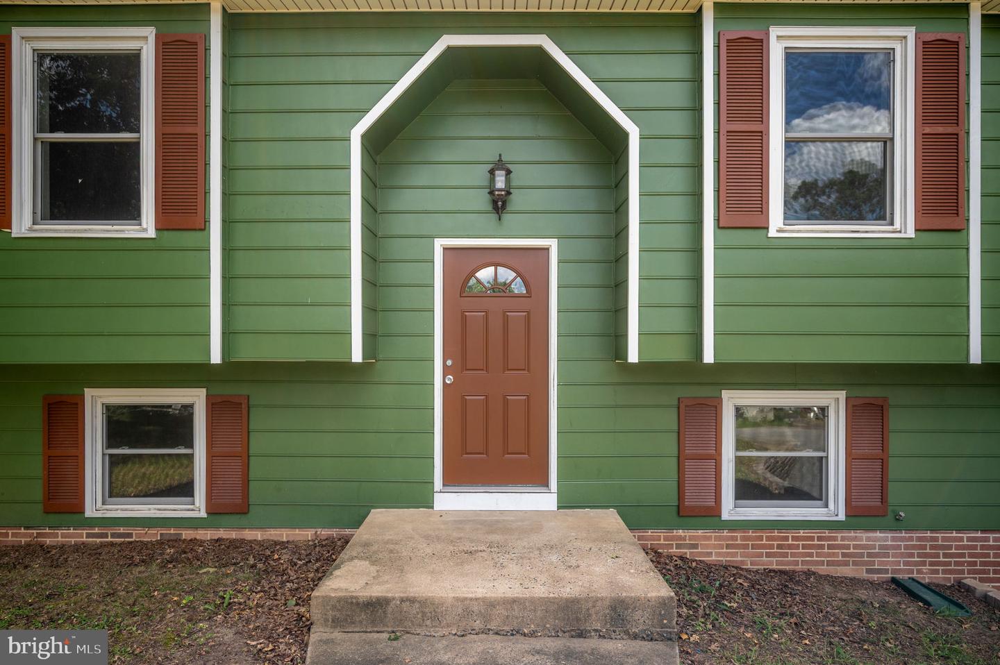 6800 ESTATE LN, FREDERICKSBURG, Virginia 22407, 4 Bedrooms Bedrooms, ,2 BathroomsBathrooms,Residential,For sale,6800 ESTATE LN,VASP2035782 MLS # VASP2035782