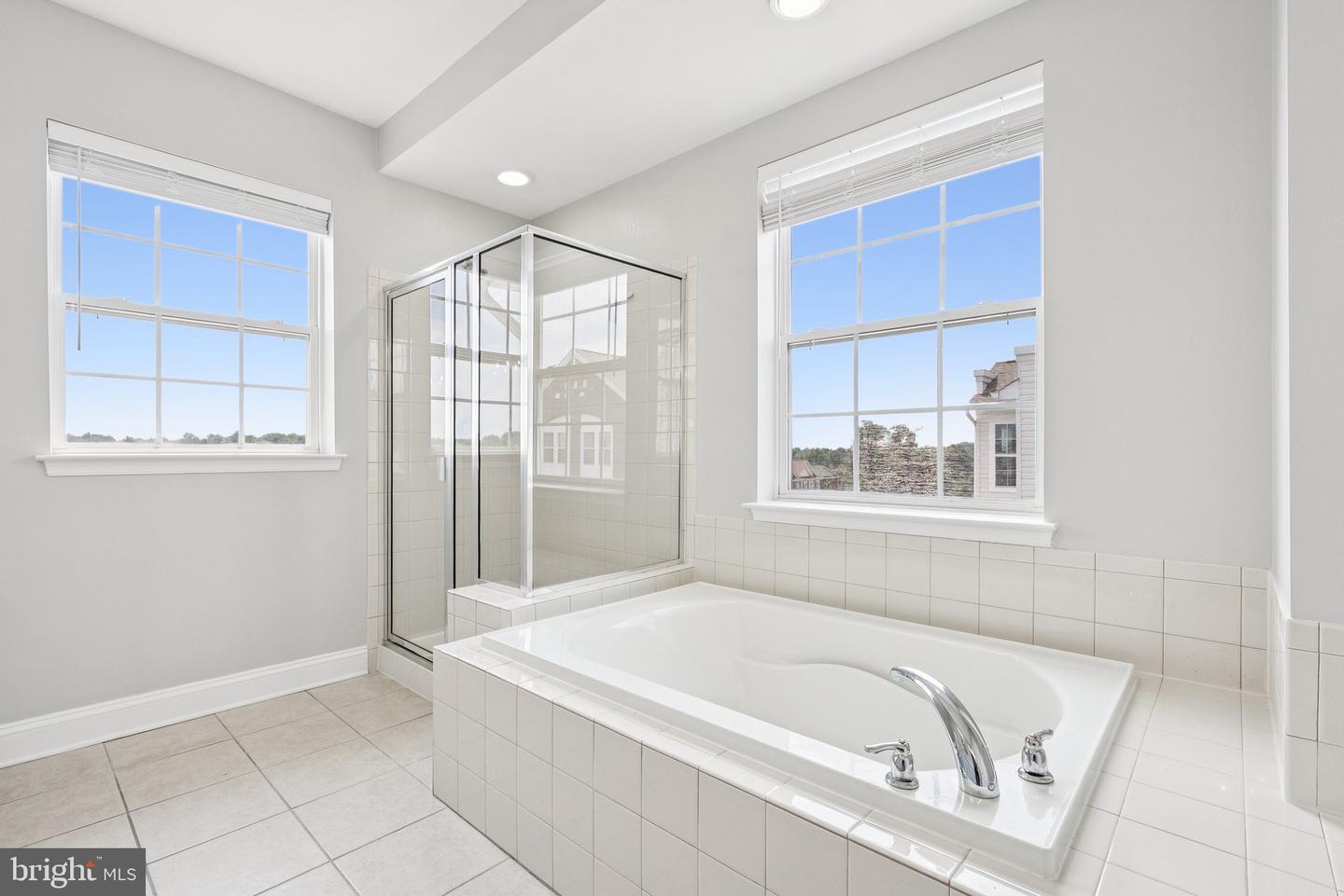 9200 CHARLESTON DR #407, MANASSAS, Virginia 20110, 3 Bedrooms Bedrooms, 9 Rooms Rooms,2 BathroomsBathrooms,Residential,For sale,9200 CHARLESTON DR #407,VAMN2009268 MLS # VAMN2009268