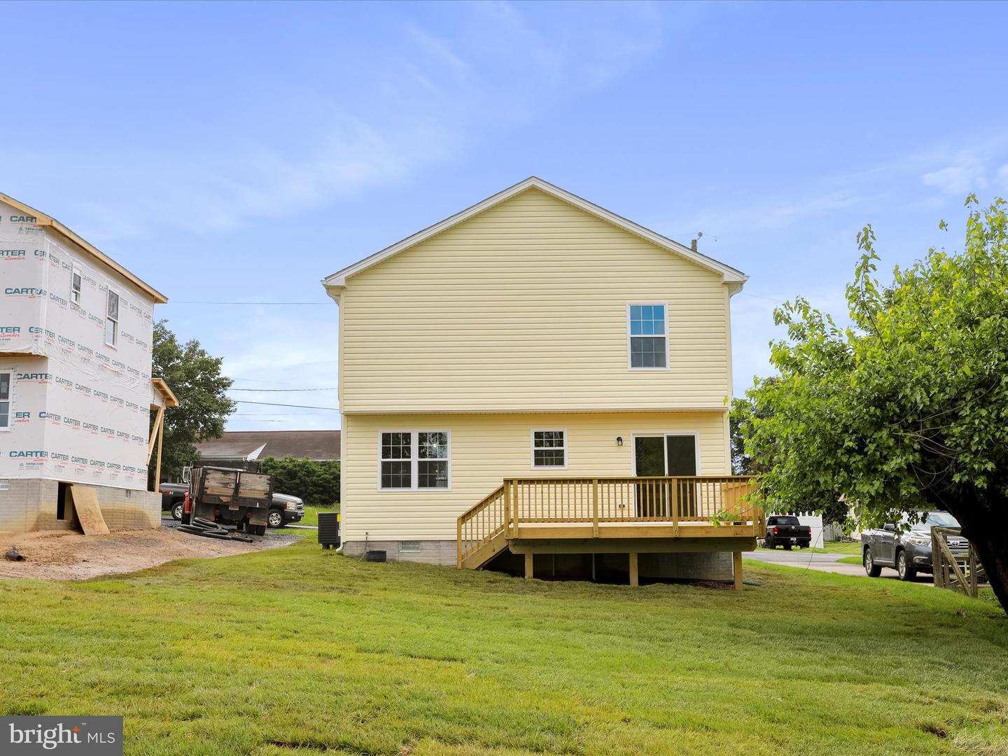 368 ROYAL AVE, STRASBURG, Virginia 22657, 3 Bedrooms Bedrooms, ,2 BathroomsBathrooms,Residential,For sale,368 ROYAL AVE,VASH2012342 MLS # VASH2012342
