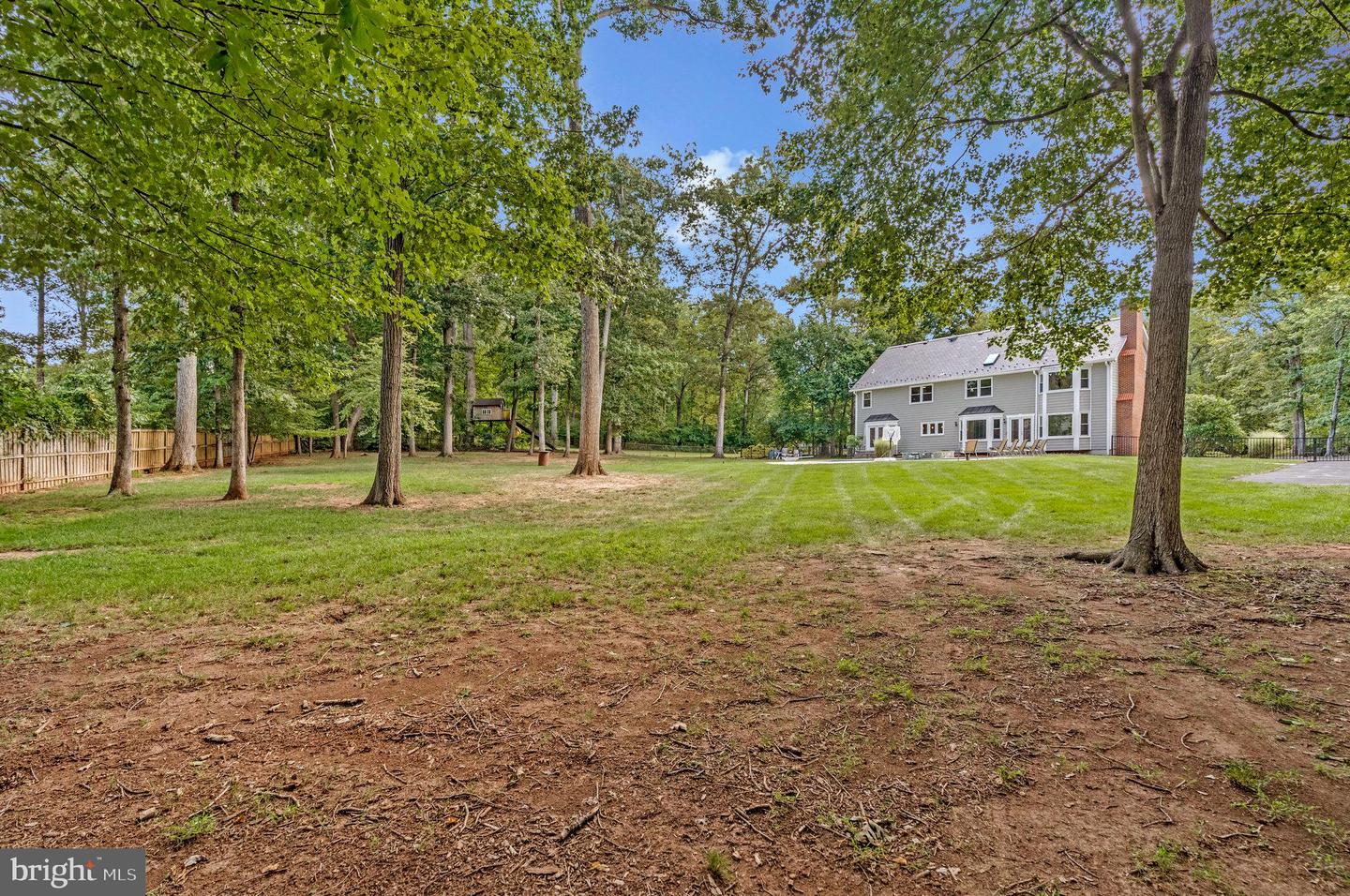 116 LAKE DR, STERLING, Virginia 20164, 4 Bedrooms Bedrooms, ,4 BathroomsBathrooms,Residential,For sale,116 LAKE DR,VALO2105430 MLS # VALO2105430