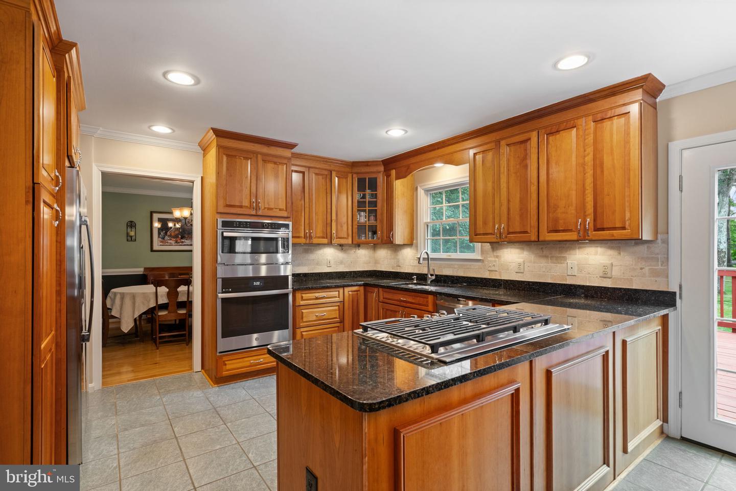 12517 EASTER LN, FAIRFAX, Virginia 22030, 4 Bedrooms Bedrooms, ,3 BathroomsBathrooms,Residential,For sale,12517 EASTER LN,VAFX2263758 MLS # VAFX2263758