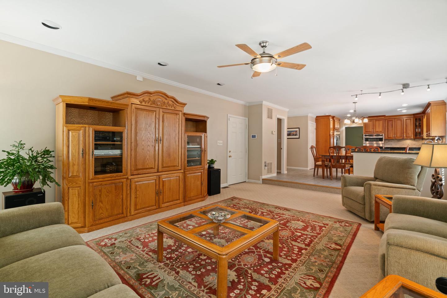 12517 EASTER LN, FAIRFAX, Virginia 22030, 4 Bedrooms Bedrooms, ,3 BathroomsBathrooms,Residential,For sale,12517 EASTER LN,VAFX2263758 MLS # VAFX2263758