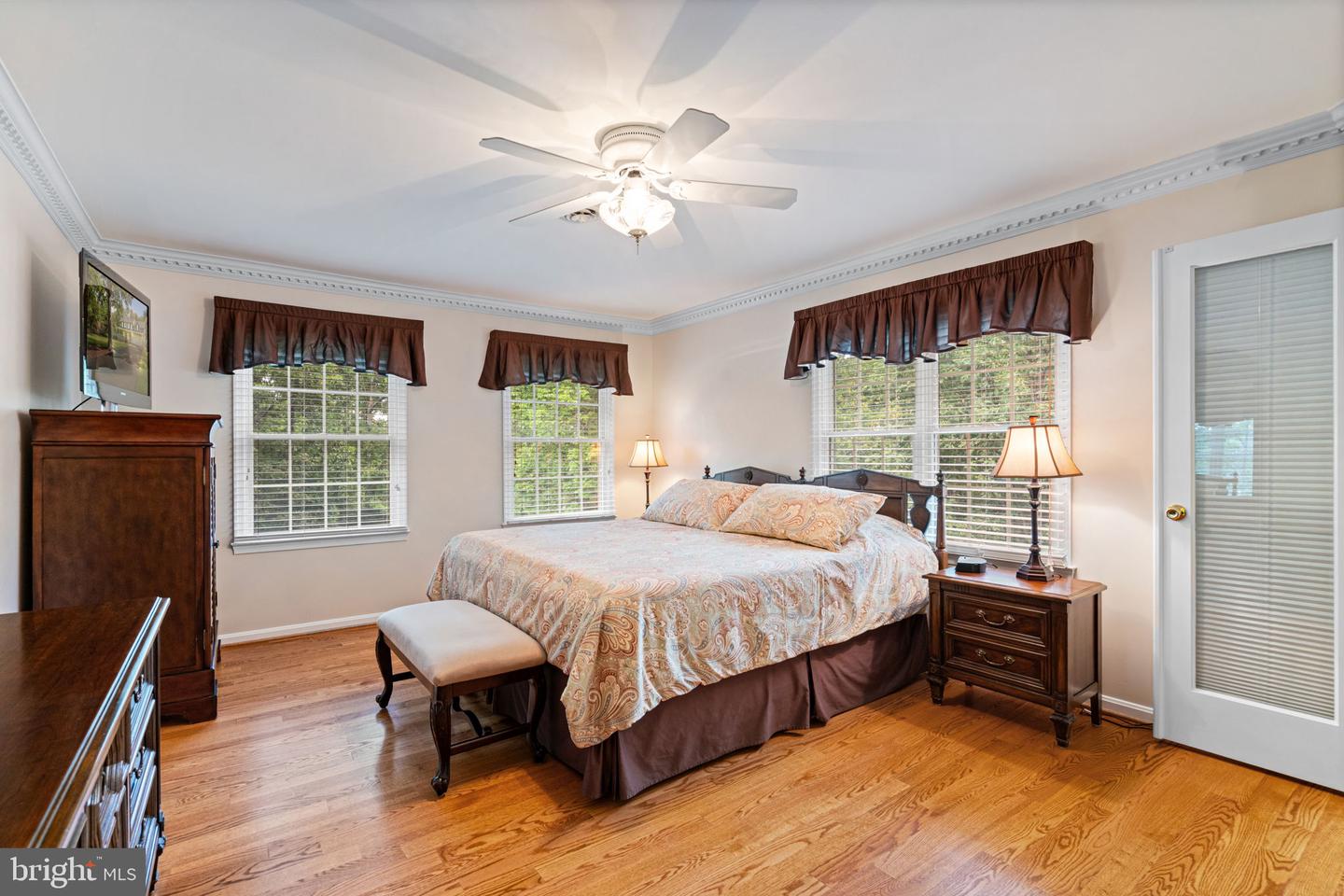 12517 EASTER LN, FAIRFAX, Virginia 22030, 4 Bedrooms Bedrooms, ,3 BathroomsBathrooms,Residential,For sale,12517 EASTER LN,VAFX2263758 MLS # VAFX2263758