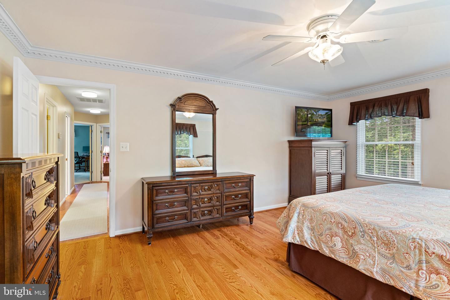 12517 EASTER LN, FAIRFAX, Virginia 22030, 4 Bedrooms Bedrooms, ,3 BathroomsBathrooms,Residential,For sale,12517 EASTER LN,VAFX2263758 MLS # VAFX2263758