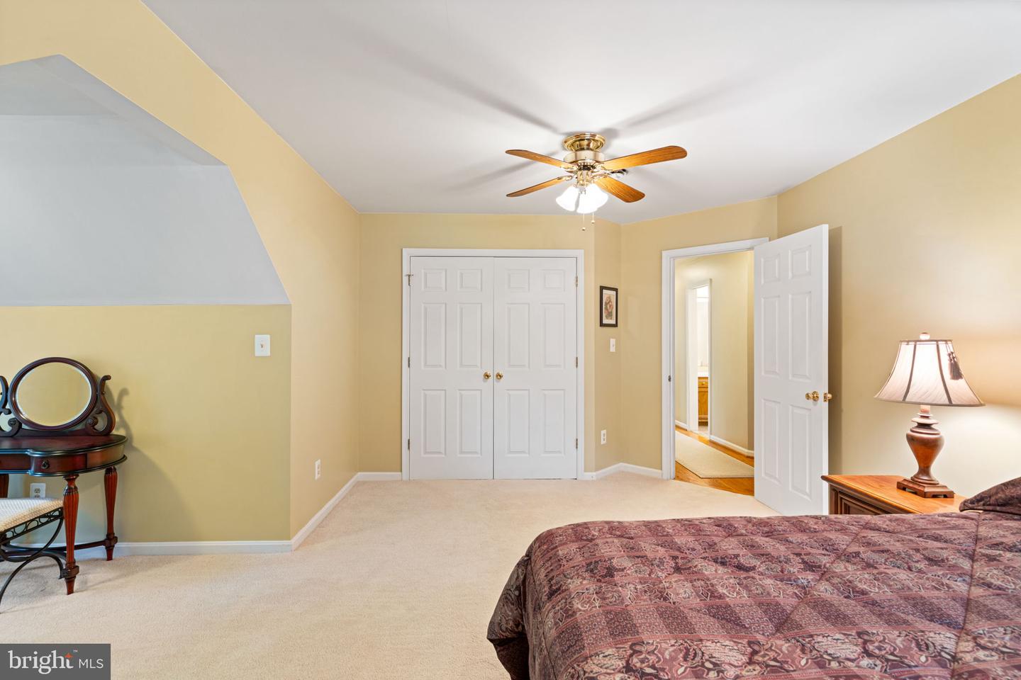 12517 EASTER LN, FAIRFAX, Virginia 22030, 4 Bedrooms Bedrooms, ,3 BathroomsBathrooms,Residential,For sale,12517 EASTER LN,VAFX2263758 MLS # VAFX2263758