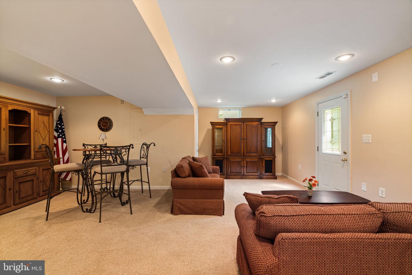 12517 EASTER LN, FAIRFAX, Virginia 22030, 4 Bedrooms Bedrooms, ,3 BathroomsBathrooms,Residential,For sale,12517 EASTER LN,VAFX2263758 MLS # VAFX2263758