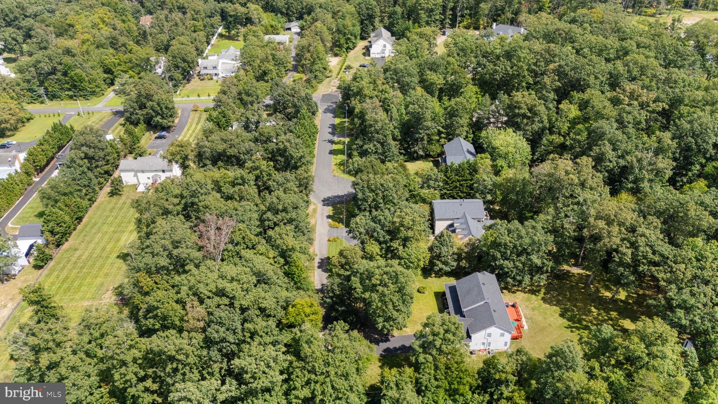 12517 EASTER LN, FAIRFAX, Virginia 22030, 4 Bedrooms Bedrooms, ,3 BathroomsBathrooms,Residential,For sale,12517 EASTER LN,VAFX2263758 MLS # VAFX2263758